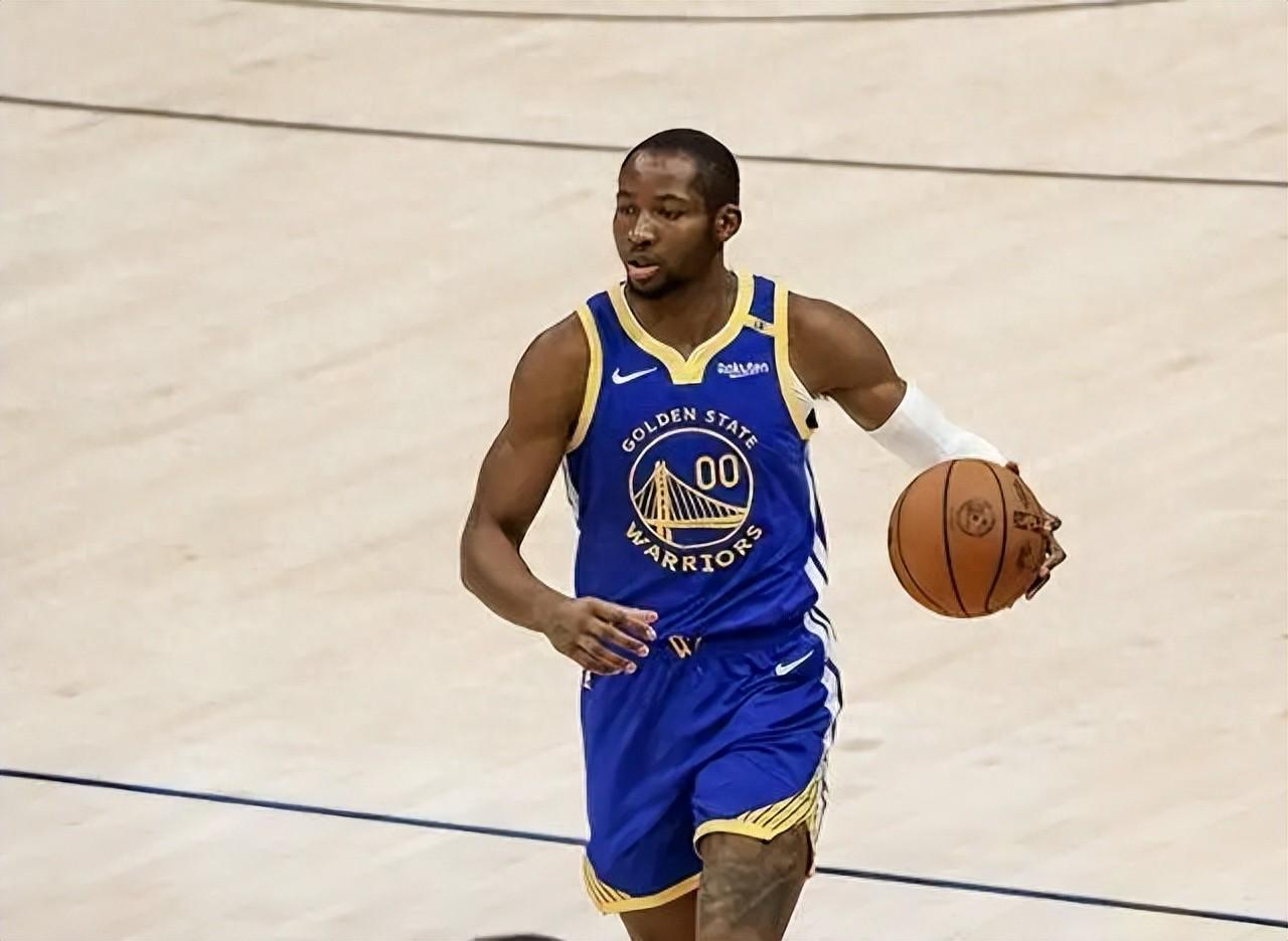 kaiyun中心-一夜3大震动！库明加刚获资格就逼宫，火箭旧将报销，快船迎曙光